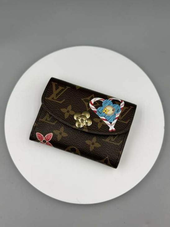 Picture of Louis Vuitton Wallets _SKUfw214745813fw